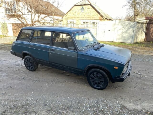 Зеленый ВАЗ 2104, объемом двигателя 1.5 л и пробегом 200 тыс. км за 1150 $, фото 7 на Automoto.ua