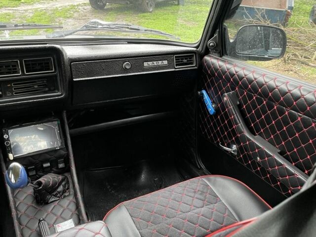 Зеленый ВАЗ 2104, объемом двигателя 1.5 л и пробегом 82 тыс. км за 2500 $, фото 10 на Automoto.ua