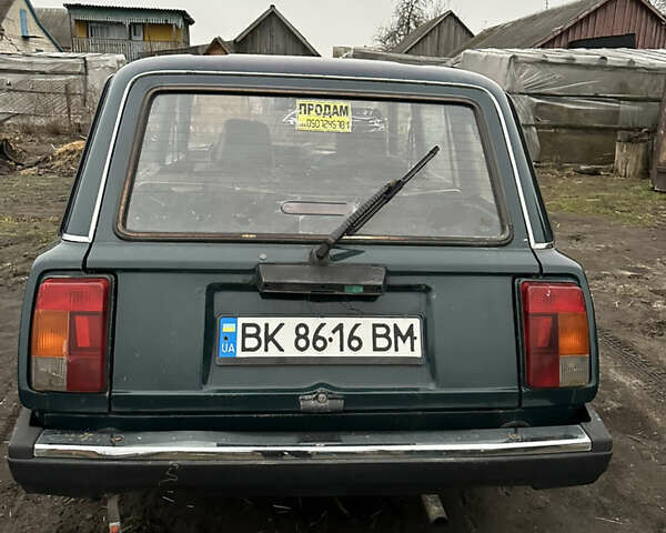 Зеленый ВАЗ 2104, объемом двигателя 1.45 л и пробегом 140 тыс. км за 1050 $, фото 2 на Automoto.ua