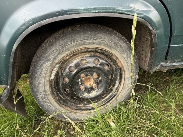 Зеленый ВАЗ 2104, объемом двигателя 1 л и пробегом 86 тыс. км за 361 $, фото 4 на Automoto.ua