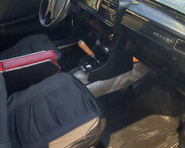 Зеленый ВАЗ 2104, объемом двигателя 0 л и пробегом 300 тыс. км за 1000 $, фото 8 на Automoto.ua