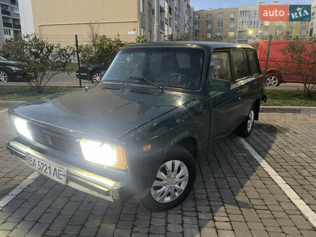 Зеленый ВАЗ 2104, объемом двигателя 0 л и пробегом 300 тыс. км за 1000 $, фото 2 на Automoto.ua