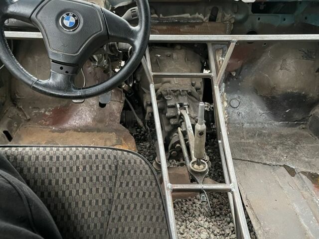 Зеленый ВАЗ 2104, объемом двигателя 0 л и пробегом 60 тыс. км за 830 $, фото 3 на Automoto.ua