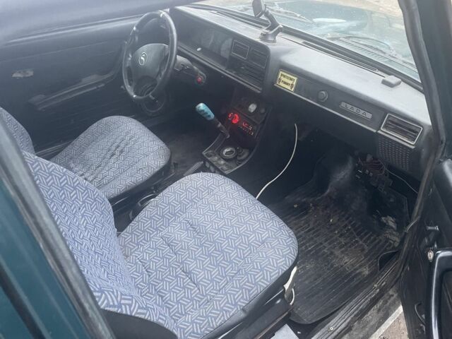 Зеленый ВАЗ 2104, объемом двигателя 1.5 л и пробегом 170 тыс. км за 1500 $, фото 5 на Automoto.ua