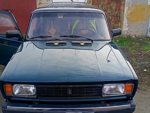 Зеленый ВАЗ 2104, объемом двигателя 1.5 л и пробегом 130 тыс. км за 2100 $, фото 2 на Automoto.ua