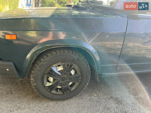 Зеленый ВАЗ 2104, объемом двигателя 1.45 л и пробегом 170 тыс. км за 1553 $, фото 3 на Automoto.ua