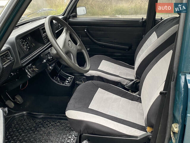 Зелений ВАЗ 2104, об'ємом двигуна 1.45 л та пробігом 160 тис. км за 1880 $, фото 17 на Automoto.ua