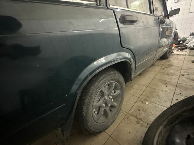 Зеленый ВАЗ 2104, объемом двигателя 0 л и пробегом 100 тыс. км за 450 $, фото 3 на Automoto.ua