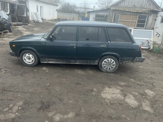 Зеленый ВАЗ 2104, объемом двигателя 1.5 л и пробегом 170 тыс. км за 1500 $, фото 2 на Automoto.ua