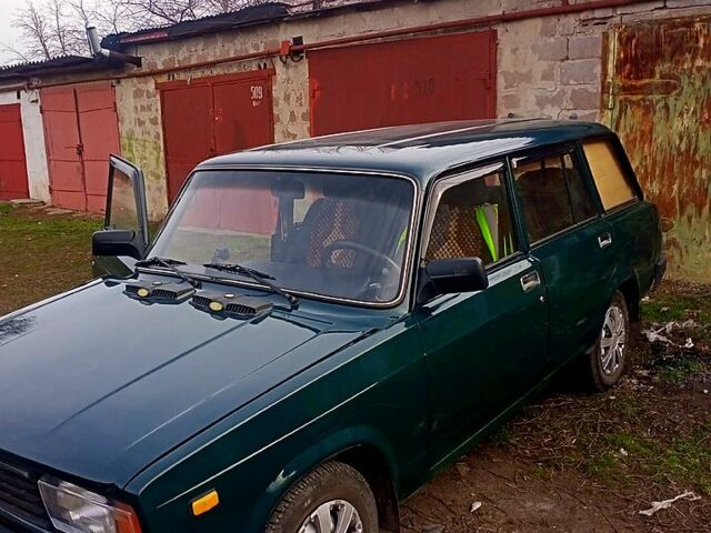 Зеленый ВАЗ 2104, объемом двигателя 1.5 л и пробегом 130 тыс. км за 2100 $, фото 3 на Automoto.ua
