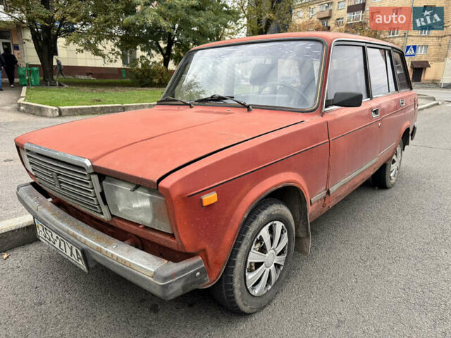 Оранжевый ВАЗ 2104, объемом двигателя 1.5 л и пробегом 222 тыс. км за 356 $, фото 4 на Automoto.ua