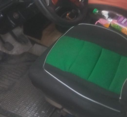 Білий ВАЗ 2105, об'ємом двигуна 1.3 л та пробігом 91 тис. км за 700 $, фото 3 на Automoto.ua