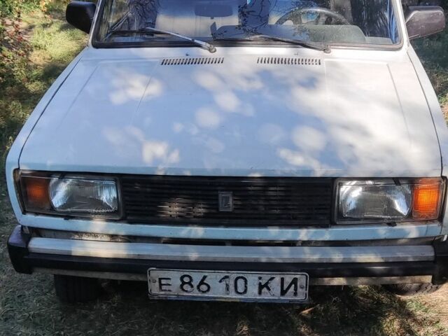 Белый ВАЗ 2105, объемом двигателя 0 л и пробегом 120 тыс. км за 534 $, фото 1 на Automoto.ua