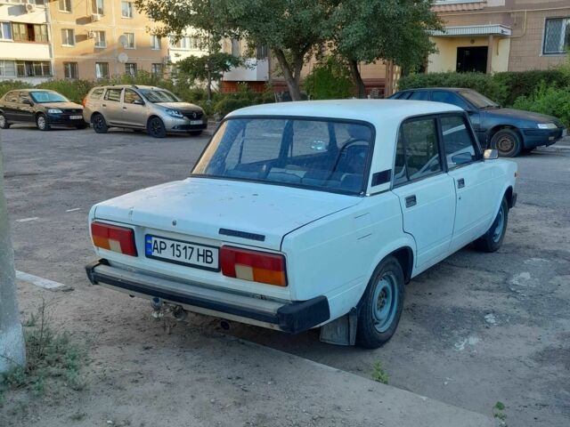 Белый ВАЗ 2105, объемом двигателя 1.2 л и пробегом 55 тыс. км за 592 $, фото 3 на Automoto.ua