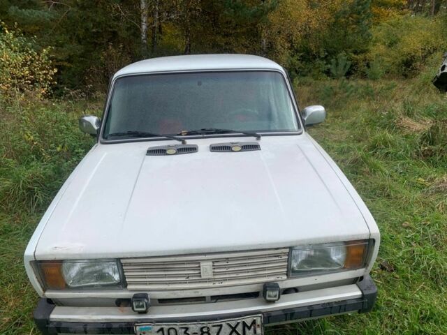 Белый ВАЗ 2105, объемом двигателя 0 л и пробегом 1000 тыс. км за 500 $, фото 4 на Automoto.ua