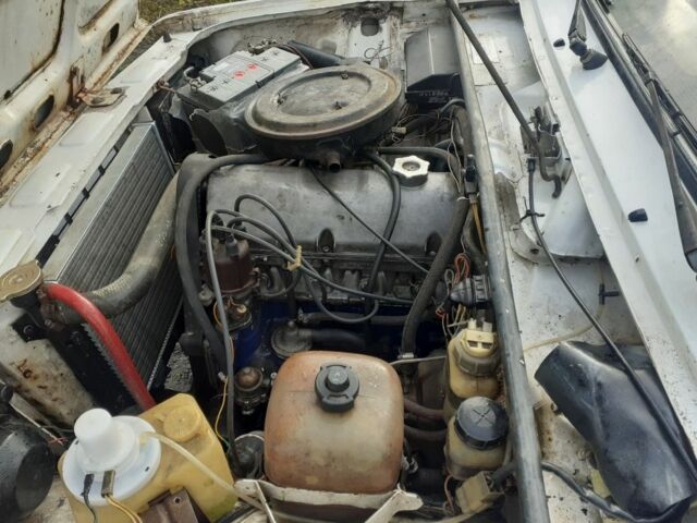 Білий ВАЗ 2105, об'ємом двигуна 5 л та пробігом 70 тис. км за 420 $, фото 1 на Automoto.ua