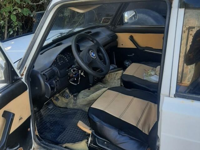 Білий ВАЗ 2105, об'ємом двигуна 0 л та пробігом 56 тис. км за 400 $, фото 2 на Automoto.ua