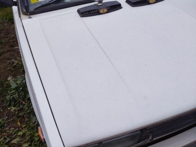 Белый ВАЗ 2105, объемом двигателя 0 л и пробегом 87 тыс. км за 834 $, фото 4 на Automoto.ua