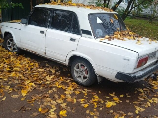 Белый ВАЗ 2105, объемом двигателя 0 л и пробегом 1000 тыс. км за 284 $, фото 2 на Automoto.ua