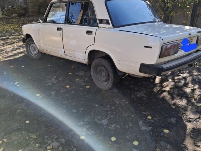 Белый ВАЗ 2105, объемом двигателя 1.3 л и пробегом 92 тыс. км за 470 $, фото 7 на Automoto.ua