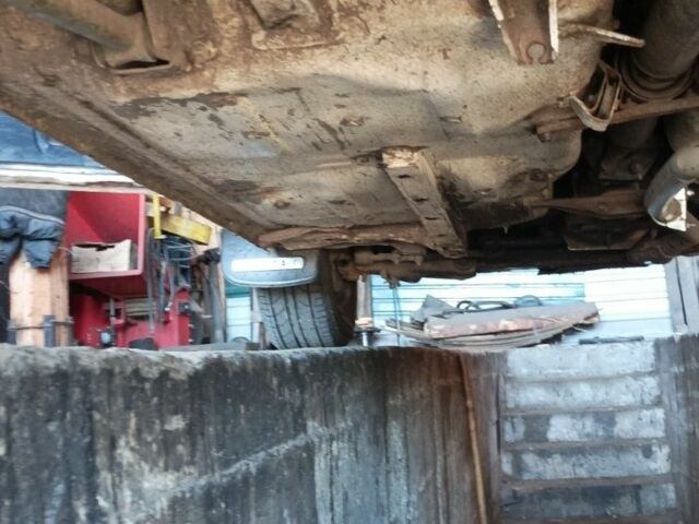 Білий ВАЗ 2105, об'ємом двигуна 1.5 л та пробігом 250 тис. км за 761 $, фото 10 на Automoto.ua