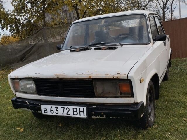 Белый ВАЗ 2105, объемом двигателя 0 л и пробегом 292 тыс. км за 450 $, фото 1 на Automoto.ua