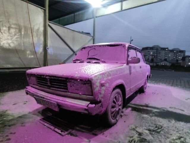 Белый ВАЗ 2105, объемом двигателя 3 л и пробегом 567 тыс. км за 590 $, фото 1 на Automoto.ua