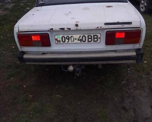 Белый ВАЗ 2105, объемом двигателя 0 л и пробегом 200 тыс. км за 286 $, фото 1 на Automoto.ua