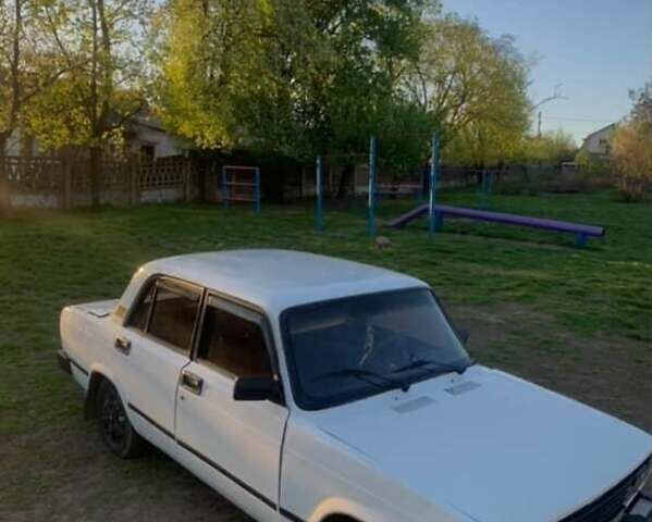 Білий ВАЗ 2105, об'ємом двигуна 1.3 л та пробігом 50 тис. км за 950 $, фото 7 на Automoto.ua