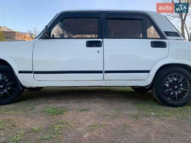 Білий ВАЗ 2105, об'ємом двигуна 1.3 л та пробігом 50 тис. км за 950 $, фото 9 на Automoto.ua
