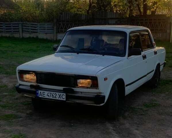 Білий ВАЗ 2105, об'ємом двигуна 1.3 л та пробігом 50 тис. км за 950 $, фото 4 на Automoto.ua