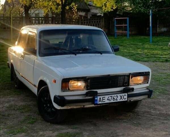 Білий ВАЗ 2105, об'ємом двигуна 1.3 л та пробігом 50 тис. км за 950 $, фото 3 на Automoto.ua