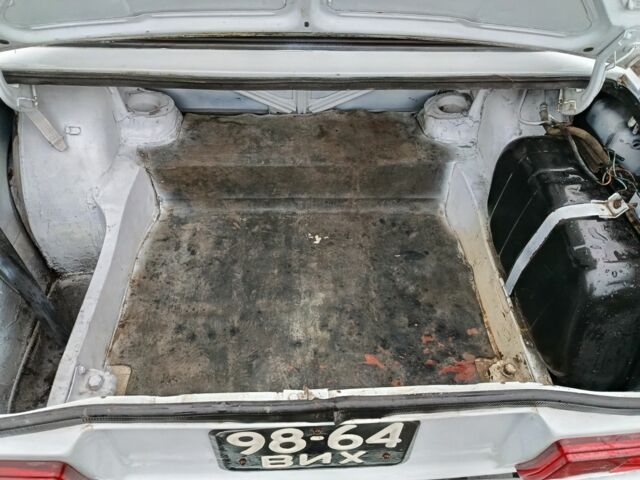 Белый ВАЗ 2105, объемом двигателя 0 л и пробегом 459 тыс. км за 357 $, фото 2 на Automoto.ua