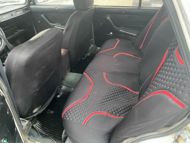 Белый ВАЗ 2105, объемом двигателя 0 л и пробегом 150 тыс. км за 450 $, фото 5 на Automoto.ua