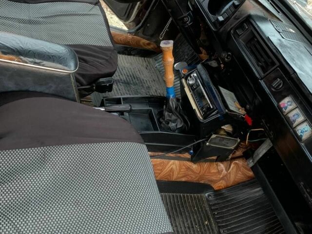 Белый ВАЗ 2105, объемом двигателя 1.5 л и пробегом 100 тыс. км за 597 $, фото 7 на Automoto.ua