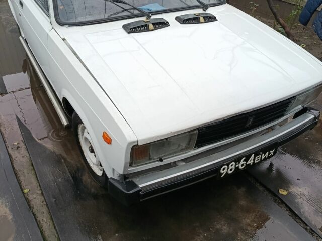 Белый ВАЗ 2105, объемом двигателя 0 л и пробегом 459 тыс. км за 357 $, фото 6 на Automoto.ua