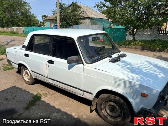 Белый ВАЗ 2105, объемом двигателя 1.2 л и пробегом 0 тыс. км за 650 $, фото 4 на Automoto.ua