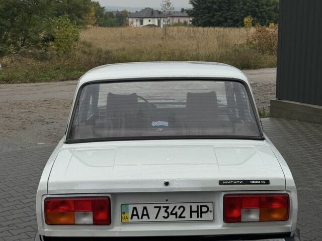 Белый ВАЗ 2105, объемом двигателя 1.5 л и пробегом 1 тыс. км за 912 $, фото 2 на Automoto.ua