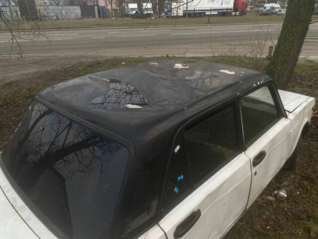 Белый ВАЗ 2105, объемом двигателя 1.4 л и пробегом 60 тыс. км за 71 $, фото 6 на Automoto.ua