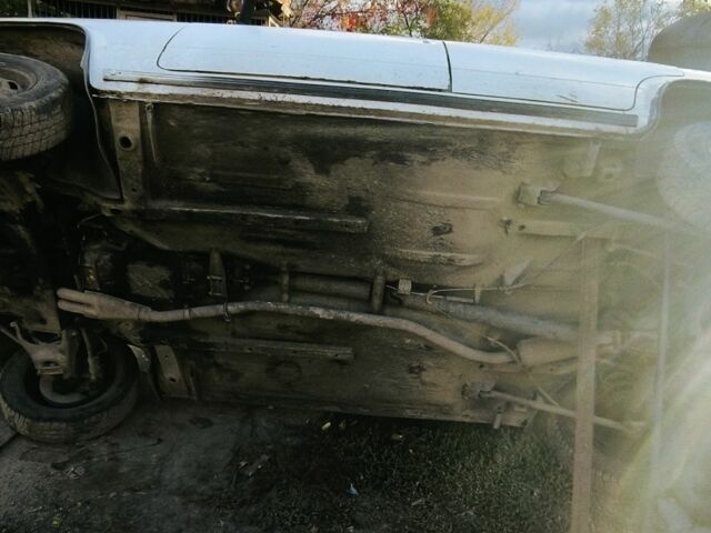 Білий ВАЗ 2105, об'ємом двигуна 1 л та пробігом 64 тис. км за 900 $, фото 9 на Automoto.ua