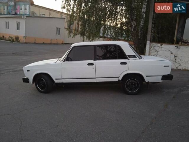 Белый ВАЗ 2105, объемом двигателя 0 л и пробегом 100 тыс. км за 800 $, фото 6 на Automoto.ua