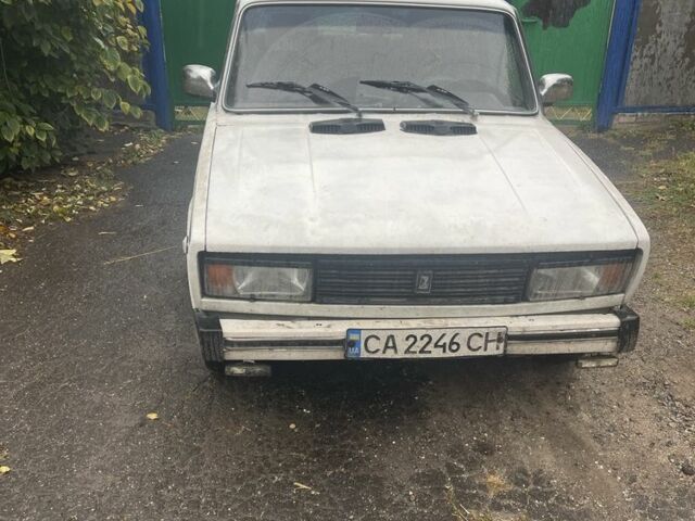 Белый ВАЗ 2105, объемом двигателя 1.3 л и пробегом 185 тыс. км за 434 $, фото 2 на Automoto.ua