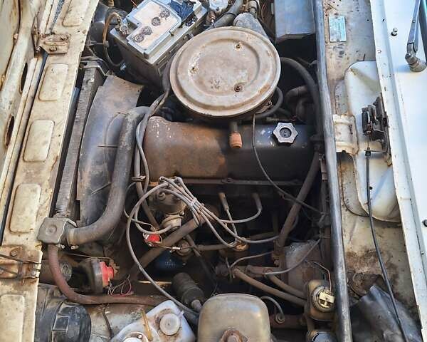 Белый ВАЗ 2105, объемом двигателя 1.2 л и пробегом 99 тыс. км за 838 $, фото 14 на Automoto.ua