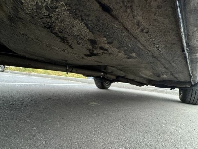 Белый ВАЗ 2105, объемом двигателя 1.5 л и пробегом 1 тыс. км за 912 $, фото 9 на Automoto.ua