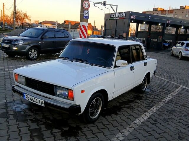 Білий ВАЗ 2105, об'ємом двигуна 1.3 л та пробігом 61 тис. км за 830 $, фото 1 на Automoto.ua