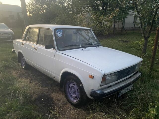 Белый ВАЗ 2105, объемом двигателя 1.3 л и пробегом 171 тыс. км за 552 $, фото 1 на Automoto.ua