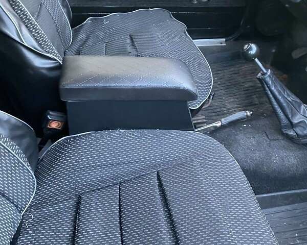 ВАЗ 2105 1982 в Днепре (Днепропетровске) на Automoto.ua Белый ВАЗ 2105, объемом двигателя 1.2 л и пробегом 20 тыс. км за 800 $, фото 4 на Automoto.ua