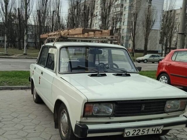Белый ВАЗ 2105, объемом двигателя 0 л и пробегом 182 тыс. км за 600 $, фото 1 на Automoto.ua