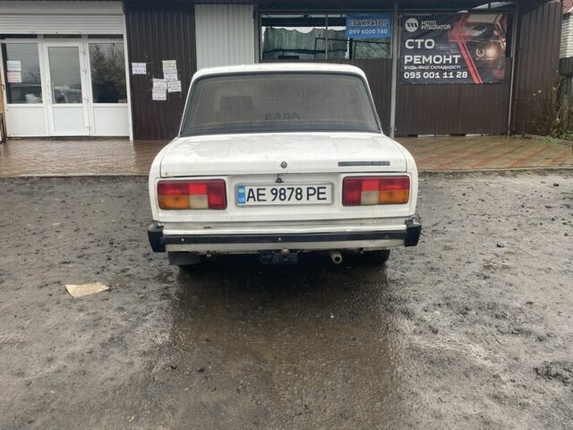 Белый ВАЗ 2105, объемом двигателя 1.3 л и пробегом 200 тыс. км за 713 $, фото 3 на Automoto.ua