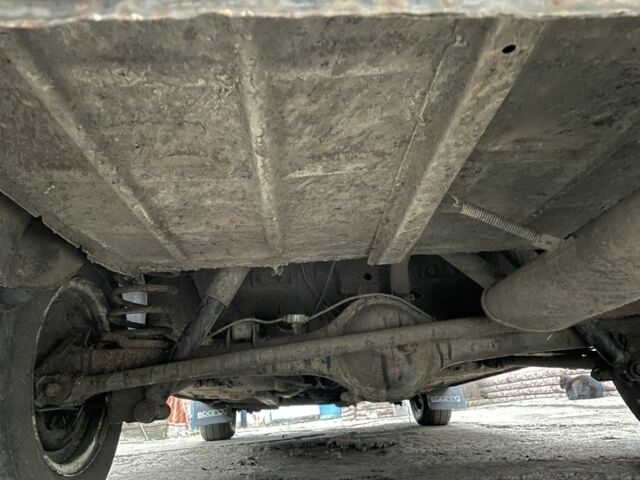 Белый ВАЗ 2105, объемом двигателя 1.5 л и пробегом 50 тыс. км за 713 $, фото 7 на Automoto.ua